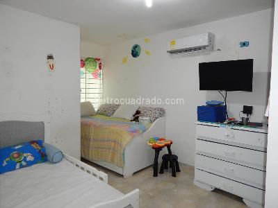 Casa de 5 alcobas en venta en La Floresta, Barranquilla, 190 m² · foto 11 de 20