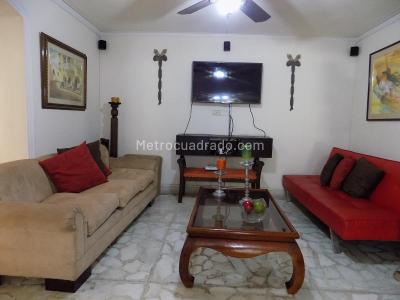 Casa de 5 alcobas en venta en Andalucia, Barranquilla, 400 m² · foto 4 de 19