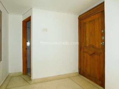 Apartamento de 4 alcobas en venta en Altos De Riomar, Barranquilla, 300 m² · foto 4 de 19