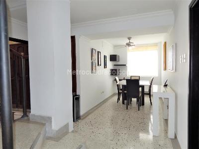 Apartamento de 3 alcobas en venta en Altos De Riomar, Barranquilla, 227 m² · foto 12 de 20