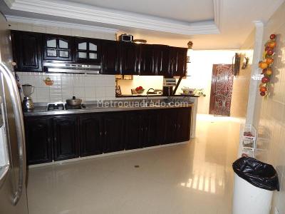 Casa de 4 alcobas en venta en Villa Santos, Barranquilla, 481 m² · foto 7 de 20