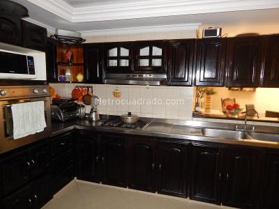 Casa de 4 alcobas en venta en Villa Santos, Barranquilla, 481 m² · foto 8 de 20