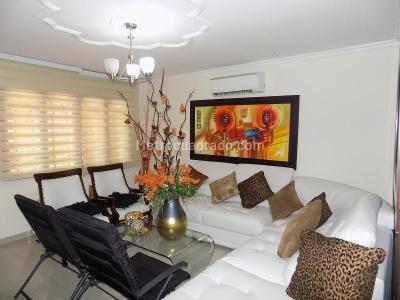 Casa en venta en Paraiso, Barranquilla · foto 2 de 17