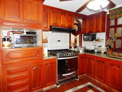 Casa de 3 alcobas en venta en El Tabor, Barranquilla, 525 m² · foto 13 de 20