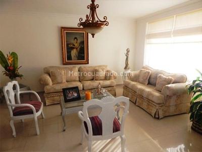 Casa de 4 alcobas en venta en Miramar, Barranquilla, 329 m² · foto 3 de 20