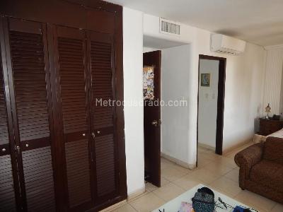 Apartamento de 3 alcobas en venta en Alto Prado, Barranquilla, 230 m² · foto 15 de 19