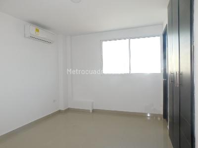 Apartamento de 2 alcobas en venta en Altos De Riomar, Barranquilla, 80 m² · foto 5 de 16