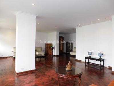 Apartamento de 3 alcobas en venta en Alto Prado, Barranquilla, 284 m² · foto 4 de 17