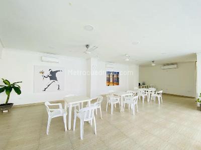 Apartamento de 2 alcobas en venta en El Laguito, Cartagena, 76 m² · foto 5 de 16