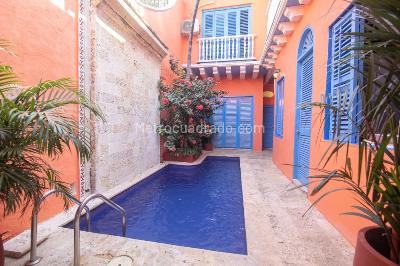 Casa de 4 alcobas en venta en El Centro, Cartagena, 460 m² · foto 2 de 19