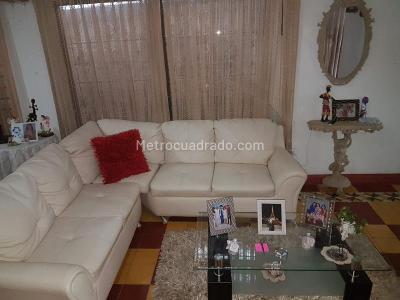 Casa de 3 alcobas en venta en Armenia, Cartagena, 200 m² · foto 2 de 10