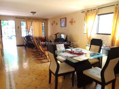 Casa en venta en Los Pinos, Barranquilla · foto 3 de 12