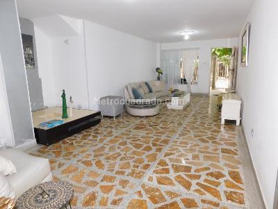 Casa de 5 alcobas en venta en Boston, Barranquilla, 412 m² · foto 3 de 20