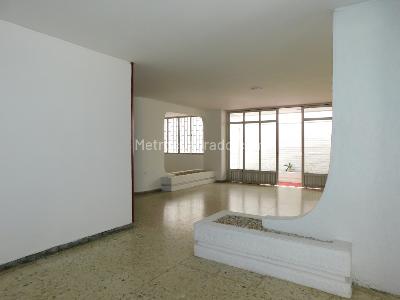 Apartamento en arriendo en El Golf, Barranquilla · foto 3 de 20