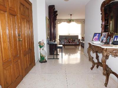 Apartamento de 3 alcobas en venta en Alto Prado, Barranquilla, 158 m² · foto 2 de 19