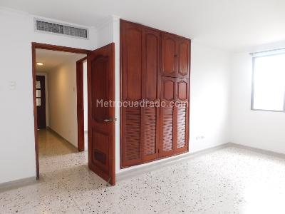 Apartamento de 2 alcobas en venta en Altos De Riomar, Barranquilla, 95 m² · foto 12 de 20