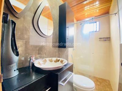 Apartamento de 2 alcobas en venta en Crespo, Cartagena, 86 m² · foto 13 de 15