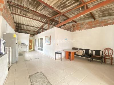 Casa de 3 alcobas en venta en Pumarejo, Barranquilla, 250 m² · foto 15 de 20