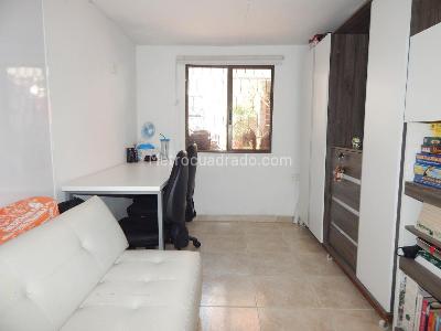 Casa de 5 alcobas en venta en Abajo, Barranquilla, 248 m² · foto 12 de 17