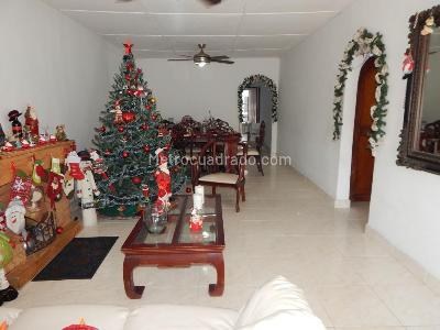 Casa de 5 alcobas en venta en Abajo, Barranquilla, 248 m² · foto 2 de 17