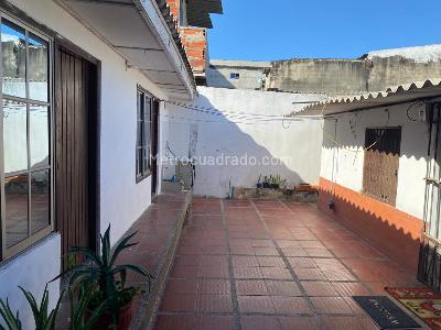 Casa de 5 alcobas en venta en Abajo, Barranquilla, 248 m² · foto 6 de 17