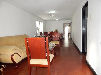 Casa de 5 alcobas en venta en San Jose, Barranquilla, 285 m² · foto 3 de 16