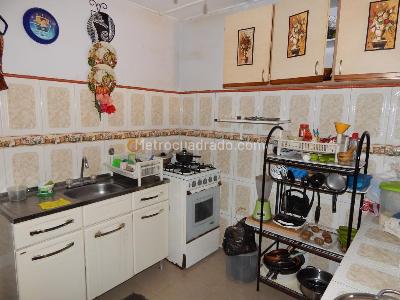 Casa de 4 alcobas en venta en Los Pinos, Barranquilla, 224 m² · foto 2 de 12