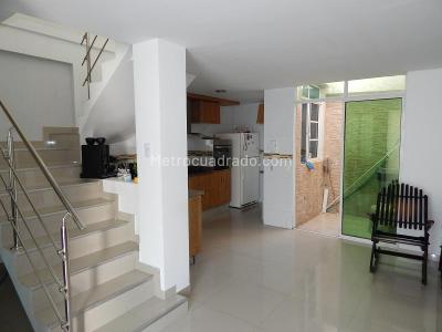 Casa de 3 alcobas en venta en Olaya Herrera, Barranquilla, 152 m² · foto 4 de 14