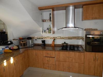 Casa de 3 alcobas en venta en Olaya Herrera, Barranquilla, 152 m² · foto 5 de 14