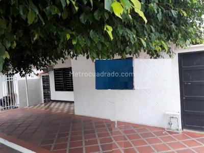 Casa de 5 alcobas en venta en San Felipe, Barranquilla, 320 m² · foto 2 de 4