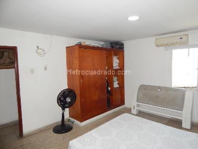 Casa de 5 alcobas en venta en El Recreo, Barranquilla, 270 m² · foto 16 de 20