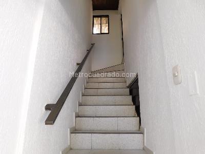 Casa de 5 alcobas en venta en Los Andes, Barranquilla, 406 m² · foto 6 de 20