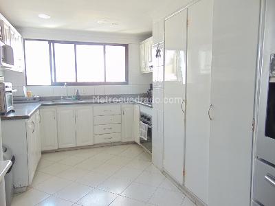 Apartamento de 3 alcobas en venta en Bocagrande, Cartagena, 215 m² · foto 9 de 20