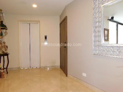 Apartamento de 4 alcobas en venta en Alto Prado, Barranquilla, 320 m² · foto 2 de 20