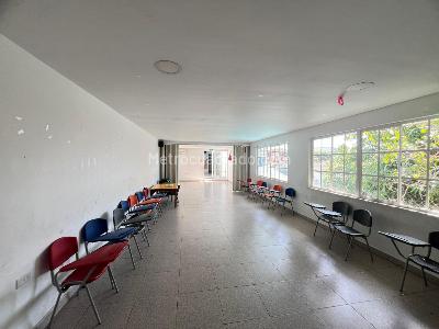 Casa de 5 alcobas en venta en Olaya, Barranquilla, 358 m² · foto 2 de 20