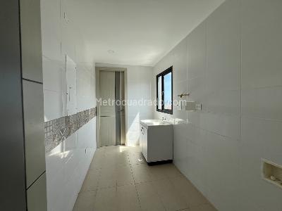 Apartamento en venta en Altos De Riomar, Barranquilla · foto 5 de 9