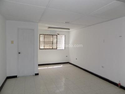Casa de 4 alcobas en venta en Granadillo, Barranquilla, 400 m² · foto 2 de 11