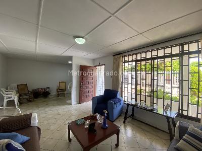Casa en venta en Paraiso, Barranquilla · foto 3 de 20