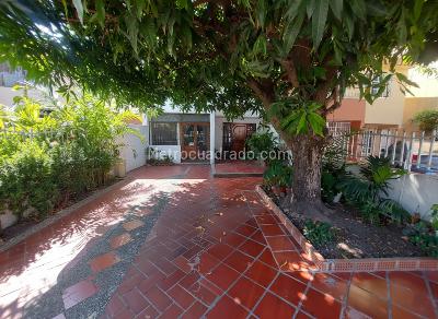 Casa de 3 alcobas en venta en La Concepcion (Cartagena), Cartagena, 188 m² · foto 3 de 16