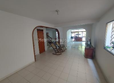 Casa de 3 alcobas en venta en La Concepcion (Cartagena), Cartagena, 188 m² · foto 4 de 16