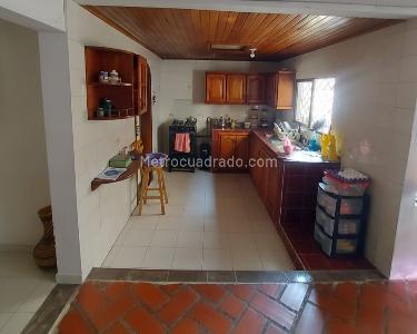 Casa de 3 alcobas en venta en La Concepcion (Cartagena), Cartagena, 188 m² · foto 7 de 16