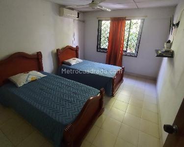 Casa de 3 alcobas en venta en La Concepcion (Cartagena), Cartagena, 188 m² · foto 13 de 16