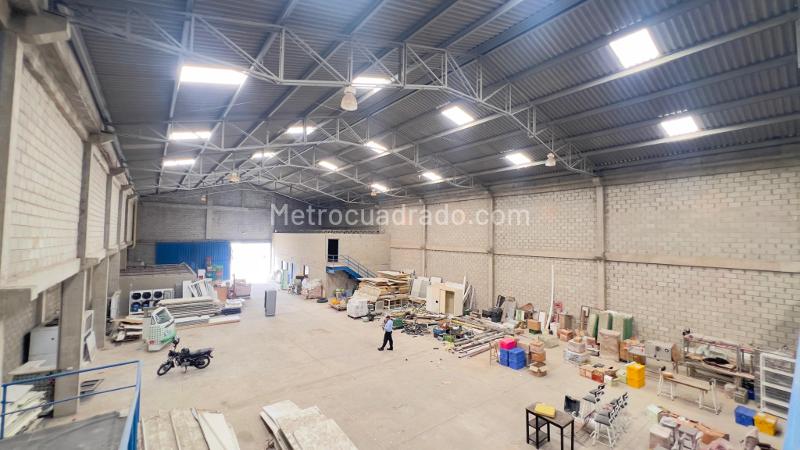 Bodega en Venta, Via 40, Barranquilla - Más
