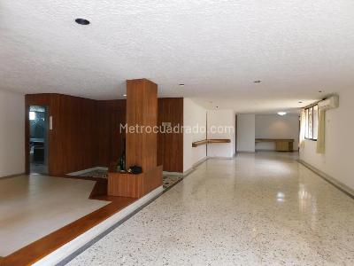 Apartamento de 3 alcobas en venta en Alto Prado, Barranquilla, 240 m² · foto 2 de 20