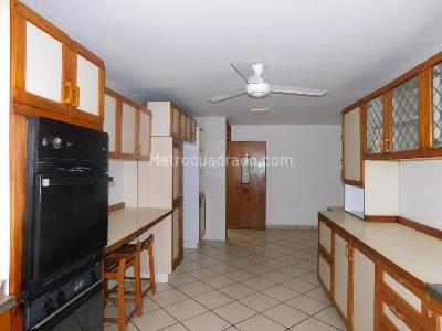 Apartamento de 3 alcobas en venta en Alto Prado, Barranquilla, 240 m² · foto 10 de 20