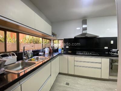 Apartamento de 3 alcobas en venta en Alto Prado, Barranquilla, 230 m² · foto 20 de 20