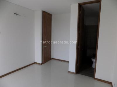 Apartamento en arriendo en Altamira, Barranquilla · foto 9 de 14