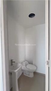Apartamento en venta en Ciudad Jardin, Barranquilla · foto 3 de 14