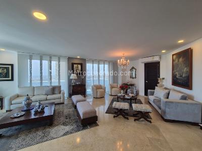 Apartamento de 3 alcobas en venta en Altos De Riomar, Barranquilla, 246 m² · foto 4 de 14