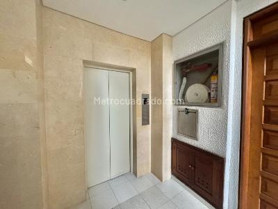 Apartamento de 3 alcobas en venta en Bocagrande, Cartagena, 142 m² · foto 14 de 19